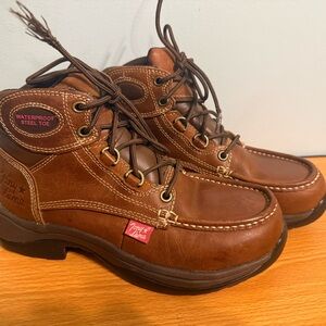 Tony Lama Chestnut Brown Lace-Up Leather Boots